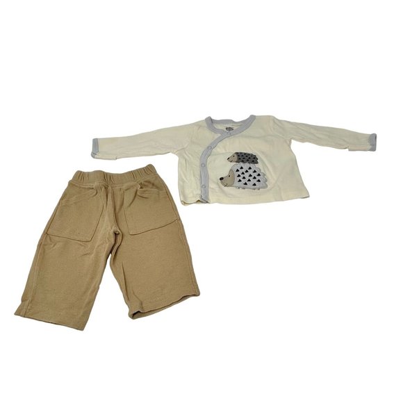 2‎ Baby Outfits - 2 Sweatpants, Long Sleeve Shirt, & Body Suit - Size 0-3 Month - Picture 2 of 7